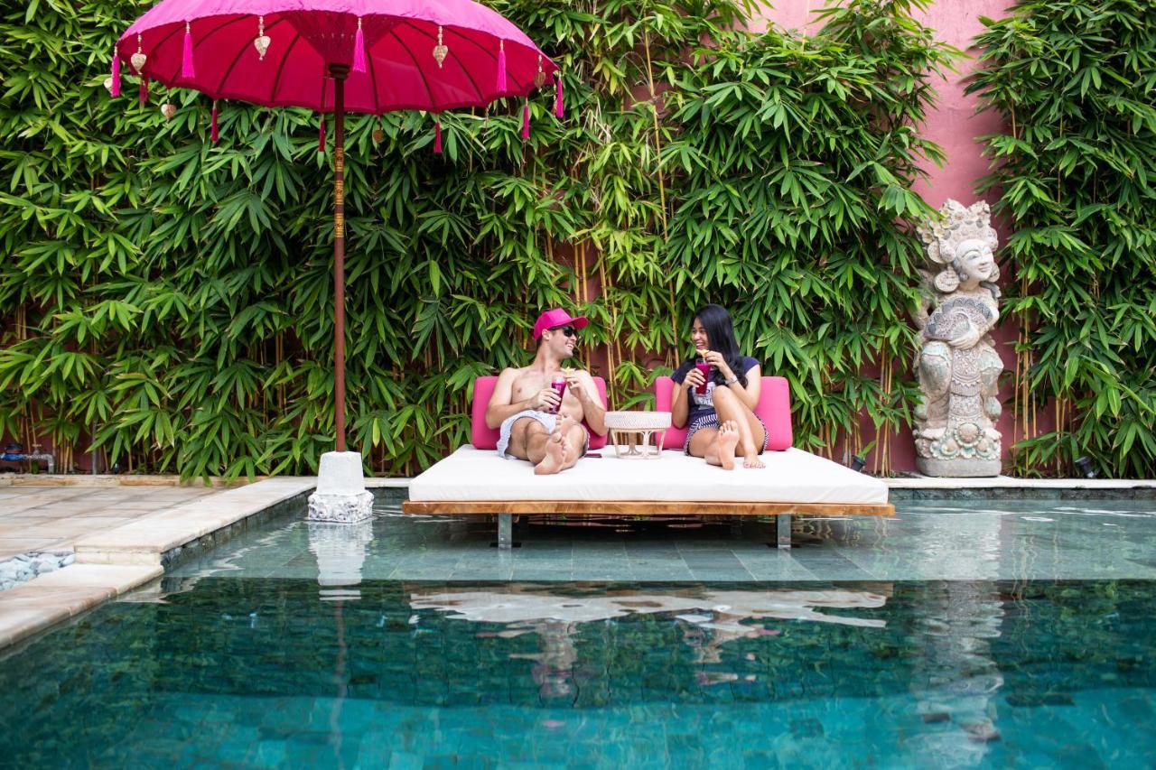 Pinkprivate Sanur - For Cool Adults Only Bed & Breakfast Dış mekan fotoğraf