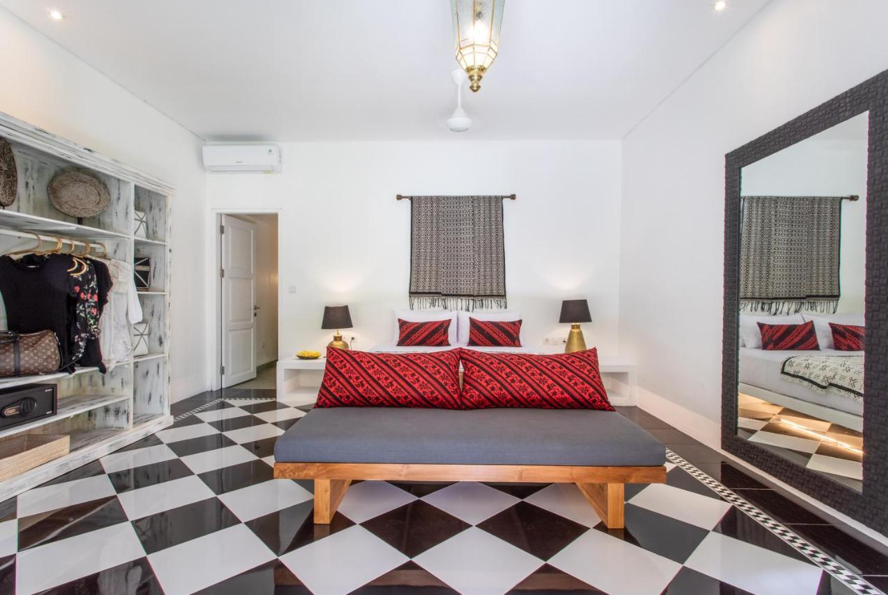 Pinkprivate Sanur - For Cool Adults Only Bed & Breakfast Dış mekan fotoğraf