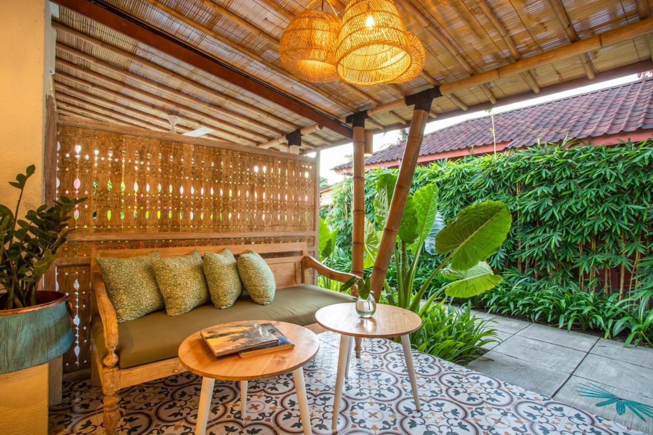 Pinkprivate Sanur - For Cool Adults Only Bed & Breakfast Dış mekan fotoğraf
